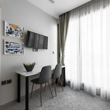 Avenue & Apartments, Nilie Hospitality Mgmt Appartement *