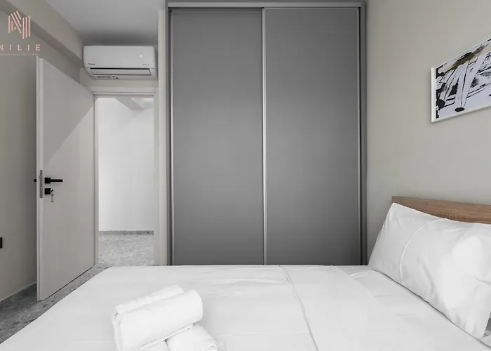 Avenue & Apartments, Nilie Hospitality Mgmt