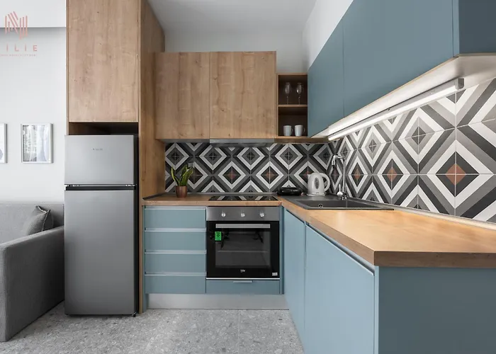 Avenue & Apartments, Nilie Hospitality Mgmt Apartment