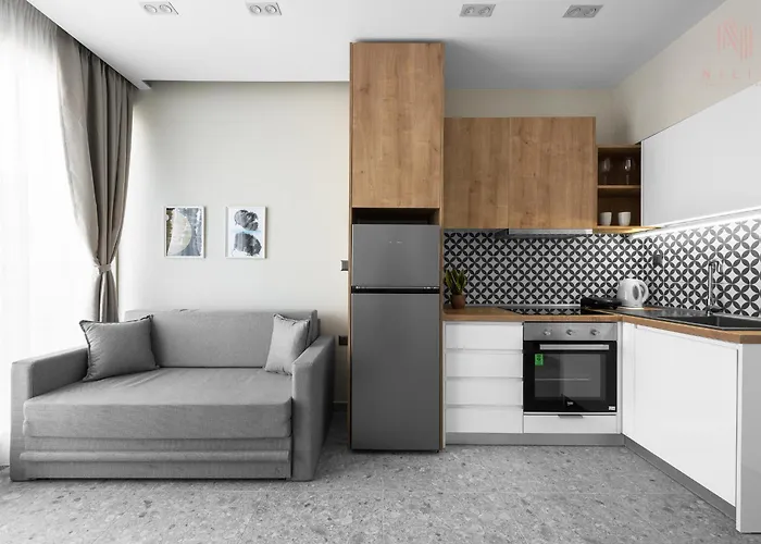 Avenue & Apartments, Nilie Hospitality Mgmt *