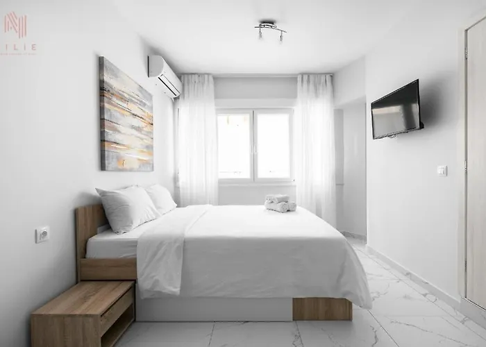 Apartment Avenue & Apartments, Nilie Hospitality Mgmt